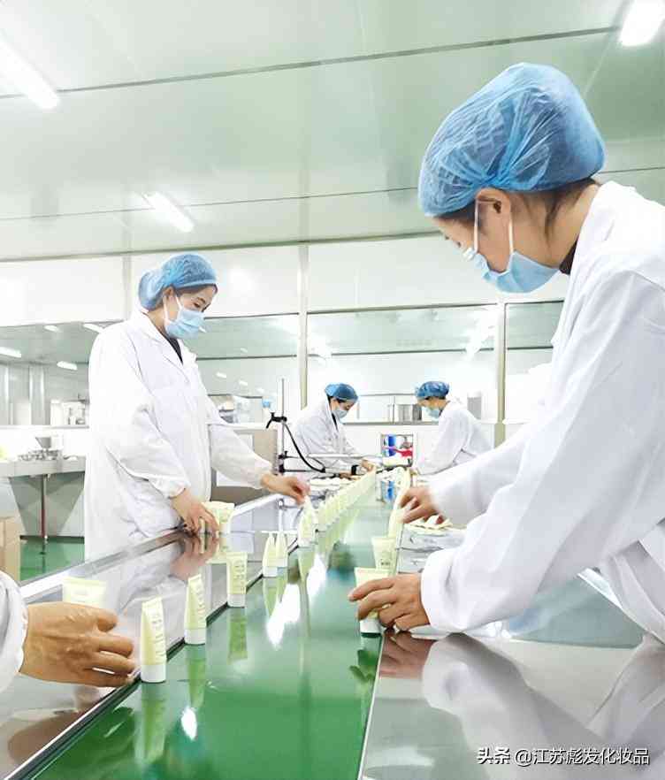 換化妝品全套步驟圖解(化妝品彩妝套裝全套化妝教程)插圖1