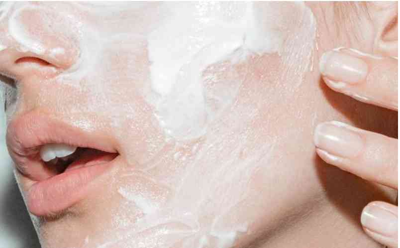 化妝品可以去油脂嗎(油脂的皮膚用什么化妝品好)插圖6