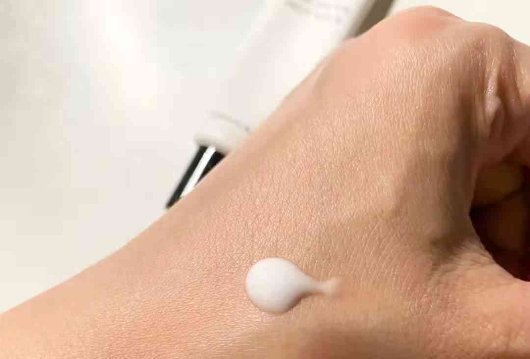 哪種化妝品補水又不長痘(哪款護膚品補水不悶痘)插圖12