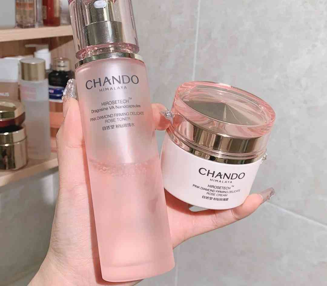 秋季護膚用什么化妝品(秋天用什么護膚)插圖1