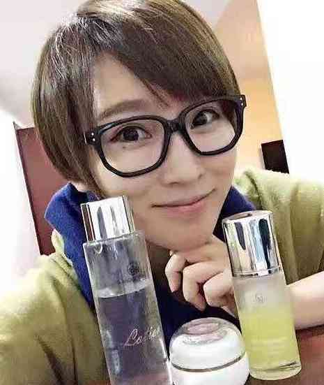 林心如現(xiàn)在用哪品牌化妝品(林心如曾經代言的化妝品品牌)插圖10