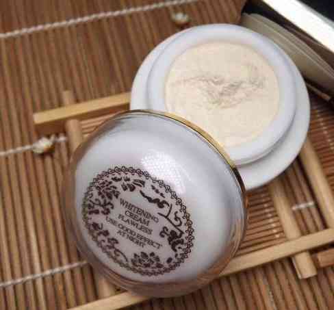 林心如現(xiàn)在用哪品牌化妝品(林心如曾經代言的化妝品品牌)插圖13