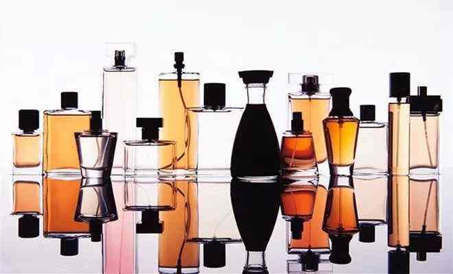 怎樣辨別化妝品原料粉末(化妝品里的細(xì)粉是什么)插圖1