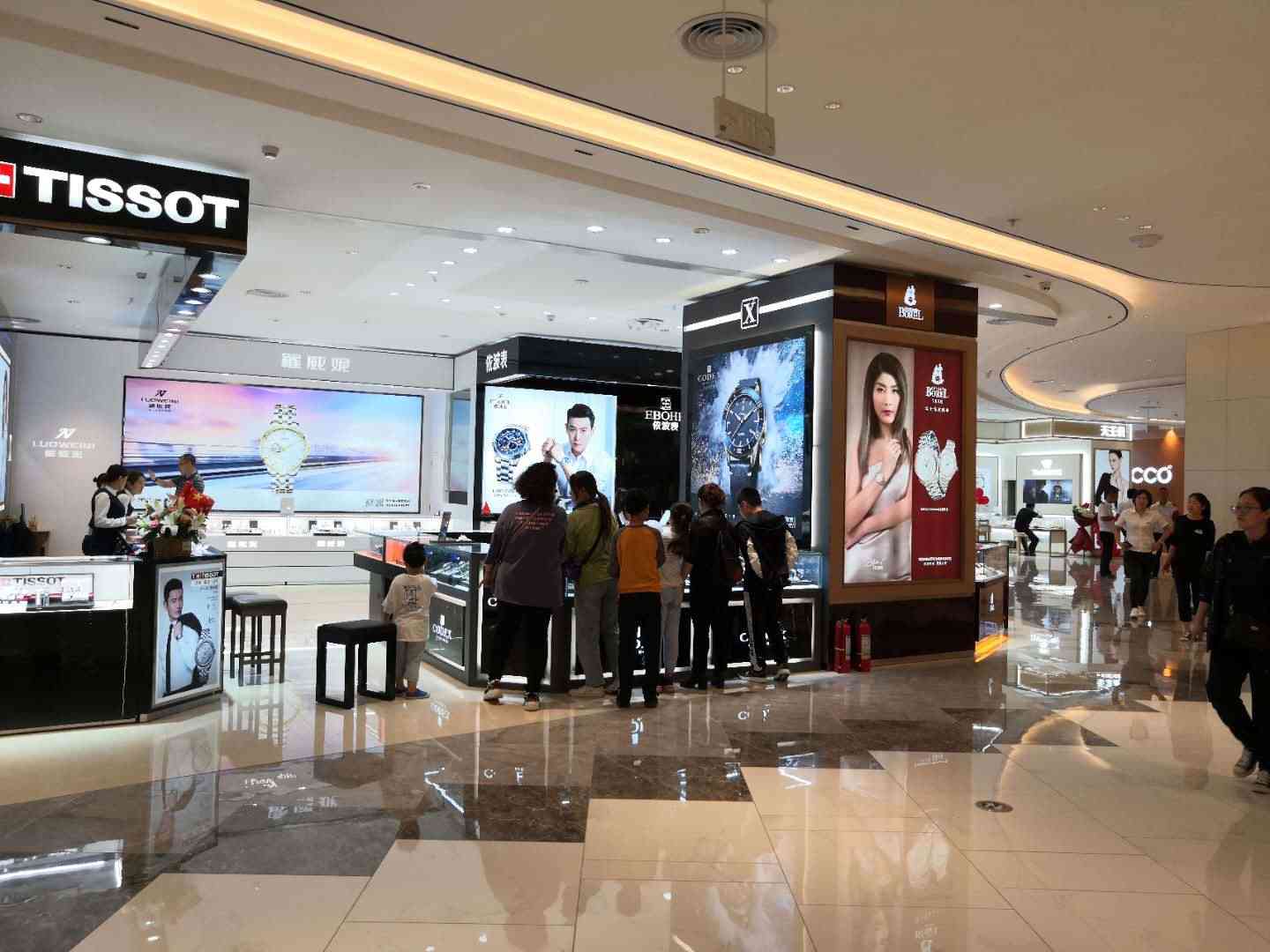 濮陽化妝品哪里最多(濮陽萬達(dá)都有什么牌子化妝品)插圖10