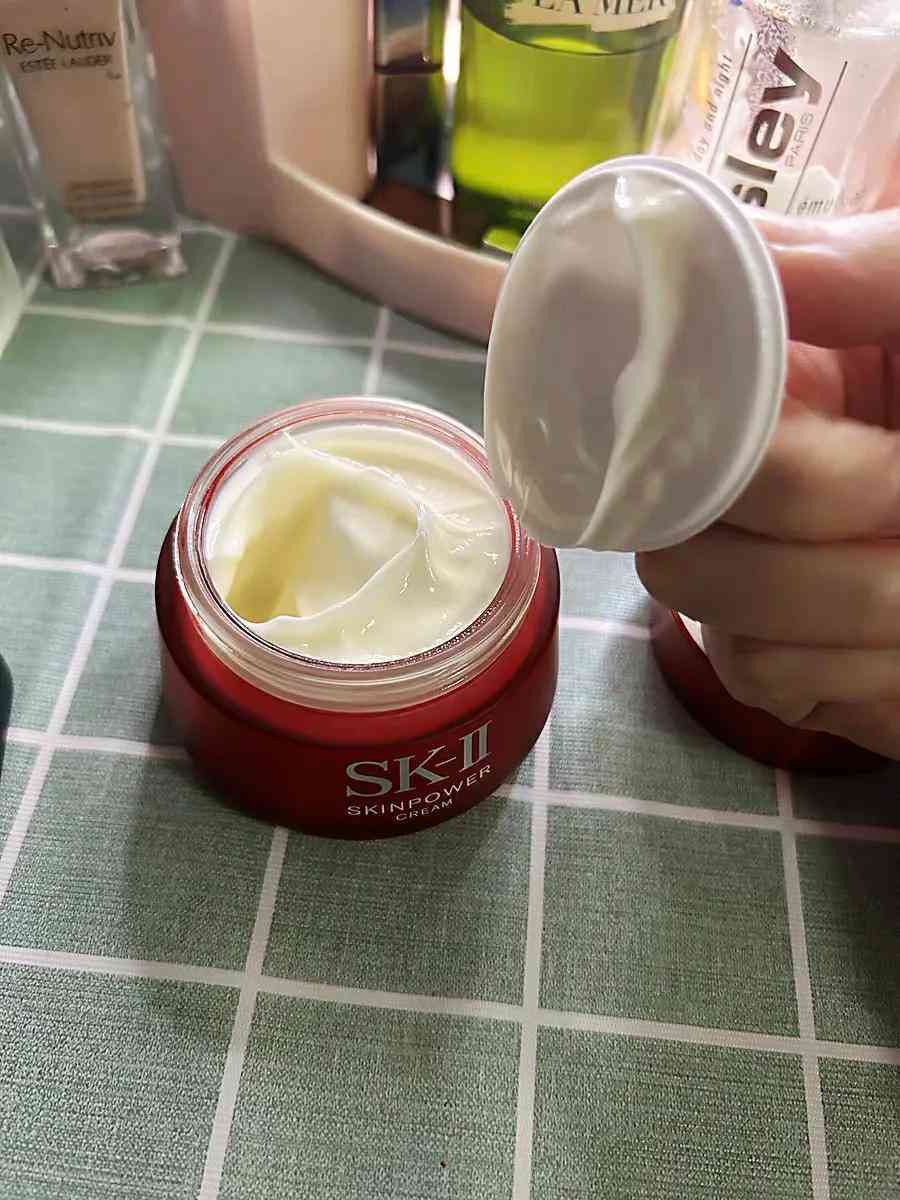 30歲化妝品平價(jià)好用(30歲買(mǎi)什么化妝品好用又實(shí)惠)插圖16