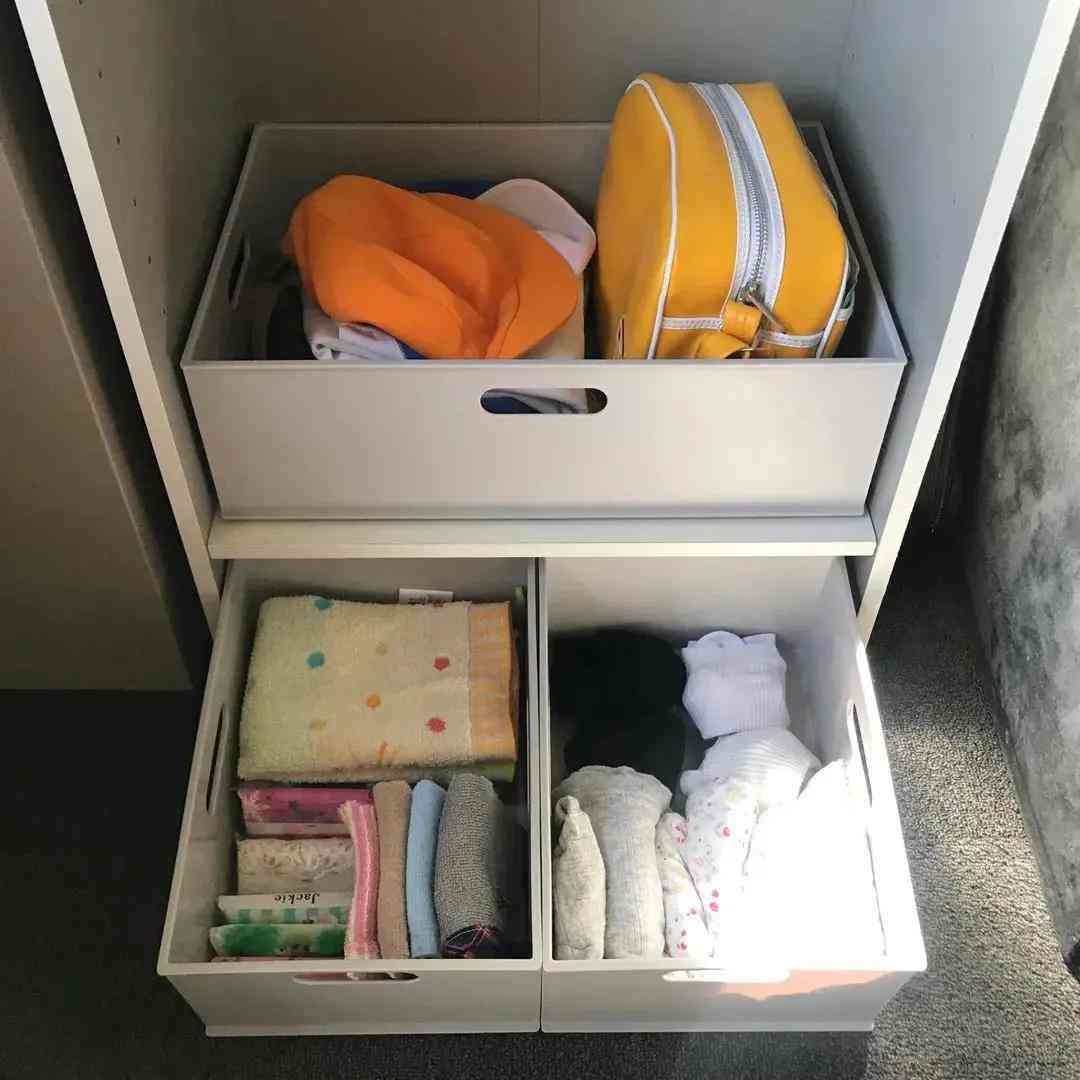 化妝品收納分層架子圖(化妝品貨架擺放效果圖)插圖8