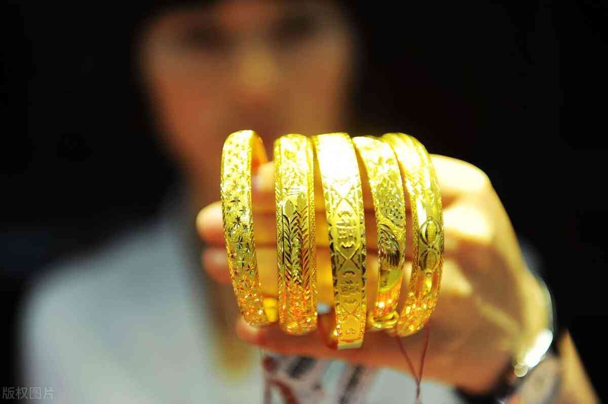 白金和黃金哪個貴插圖1