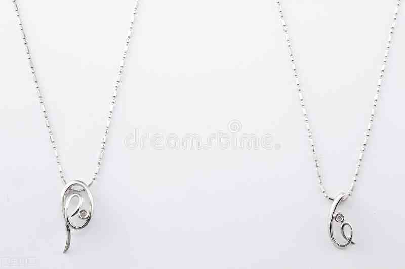 白金和黃金哪個貴插圖5