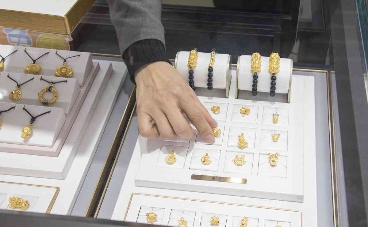 今日實(shí)物黃金價(jià)格(24小時(shí)上門回收黃金)插圖2