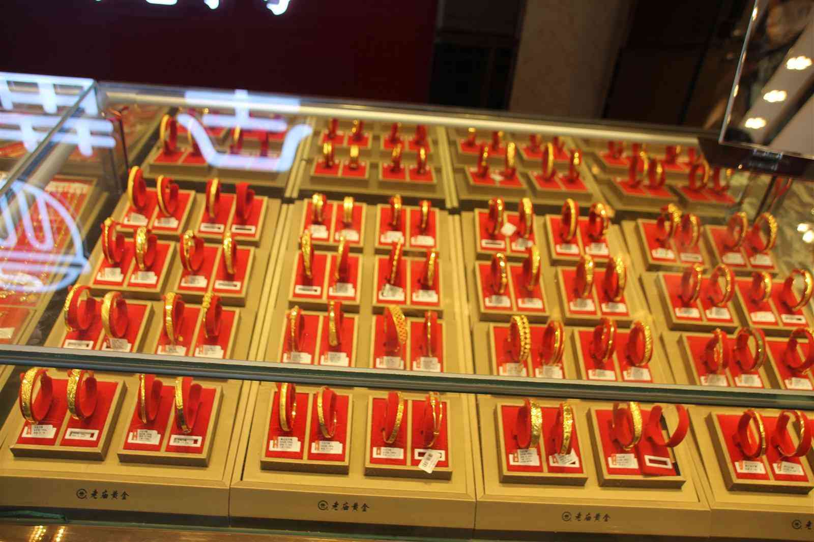 龍鳳珠寶今日黃金價格(龍鳳珠寶今日黃金價格走勢)插圖6