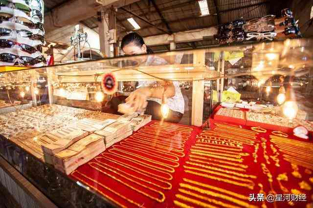 老鳳祥金店黃金價格今日價(老鳳祥金店黃金價格今日價格表)插圖3