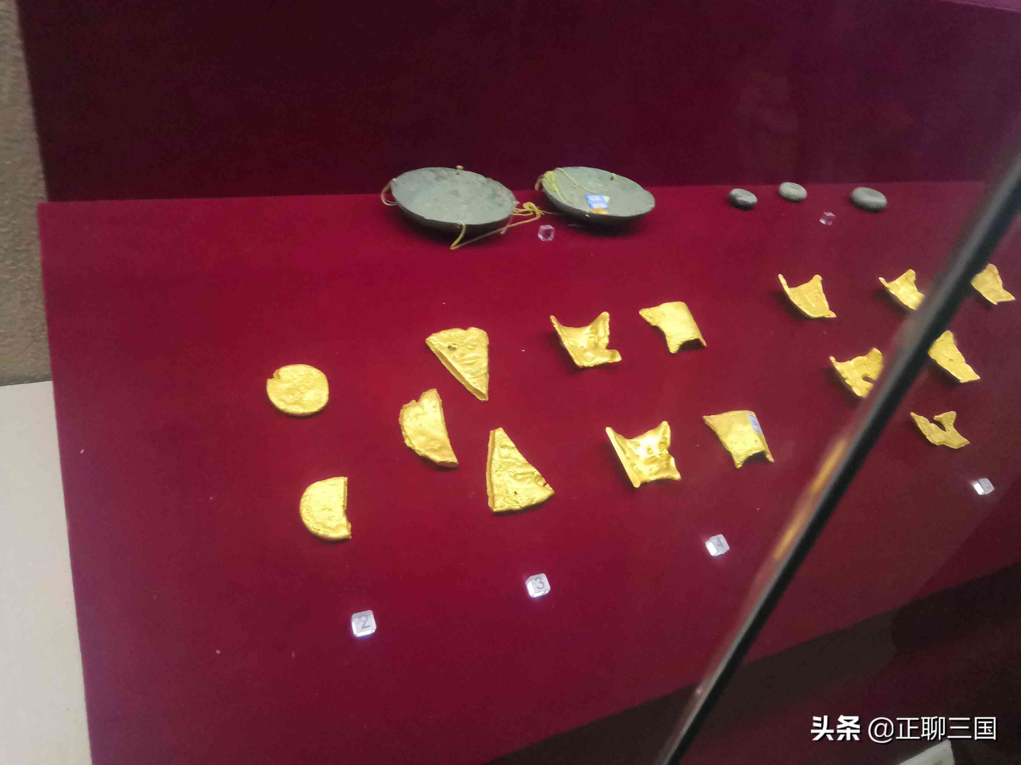 楚今日金價(jià)回收價(jià)格(今日各金店金價(jià)2020回收價(jià)格)插圖13