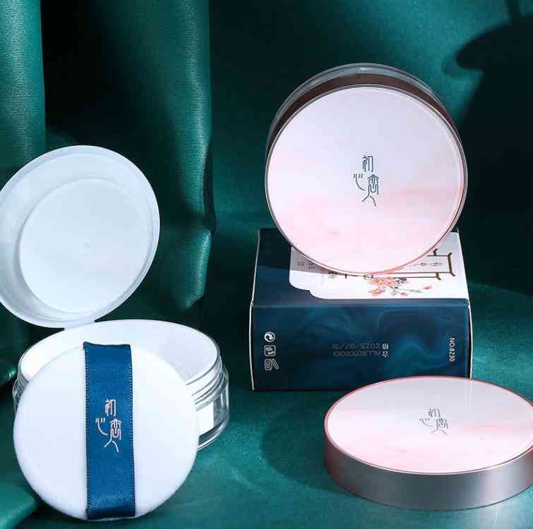 化妝品店幫忙化妝嗎(賣化妝品的店可以幫忙化妝嗎)