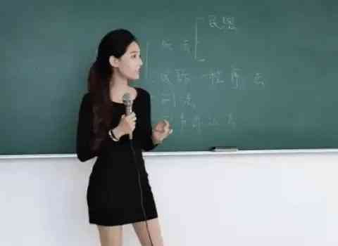 賣化妝品女人天天發(fā)(賣化妝品的女孩能交往嗎)