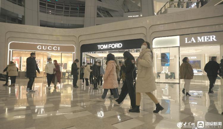 濟(jì)南很多賣化妝品的地方(濟(jì)南很多賣化妝品的地方有哪些)