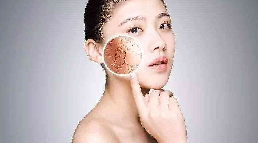 賣化妝品的皮膚不好嗎(賣化妝品的皮膚不好嗎知乎)