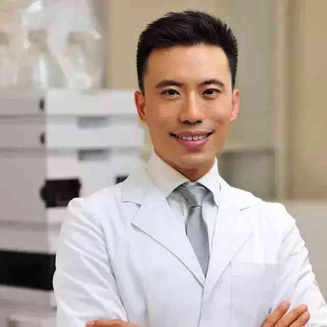 化妝品用的先后順序(化妝品用的先后順序視頻)