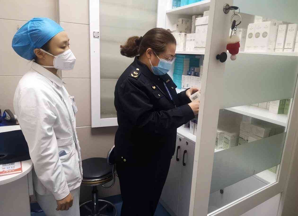 宜賓賣名牌化妝品(宜賓賣名牌化妝品的店)