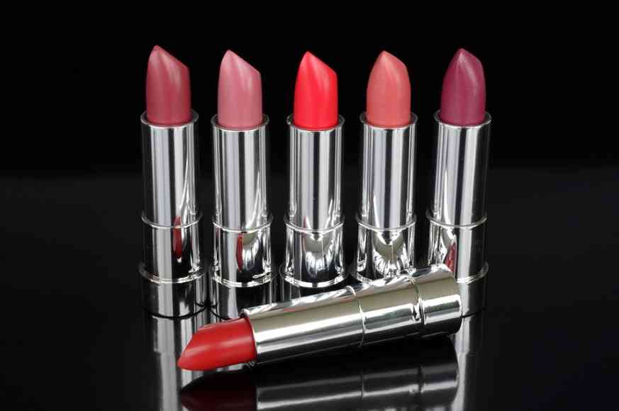 化妝品實體店怎么去(化妝品實體店怎么去網上買)