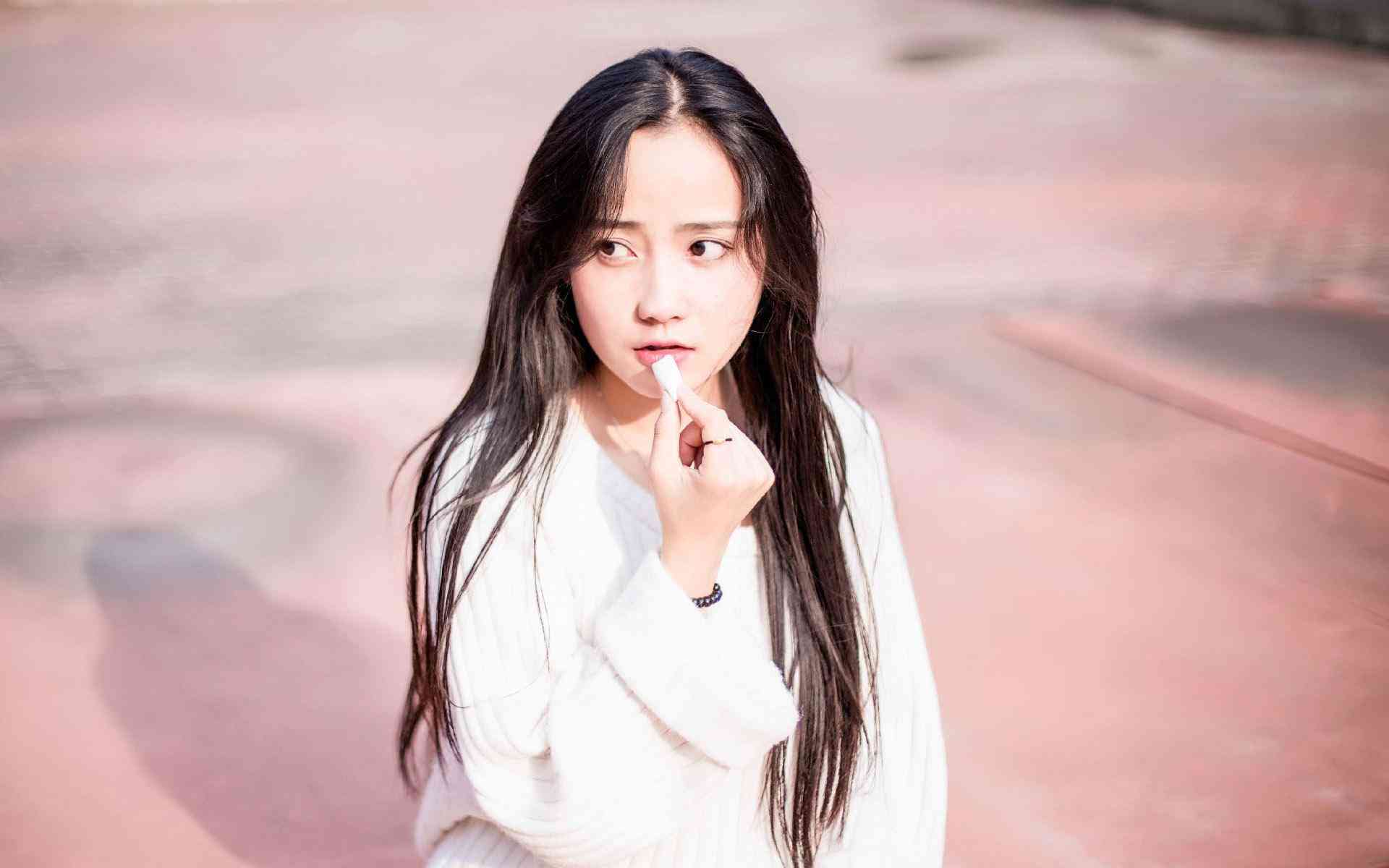 艾瑪紅石榴化妝品怎么樣(艾瑪紅石榴化妝品怎么樣知乎)