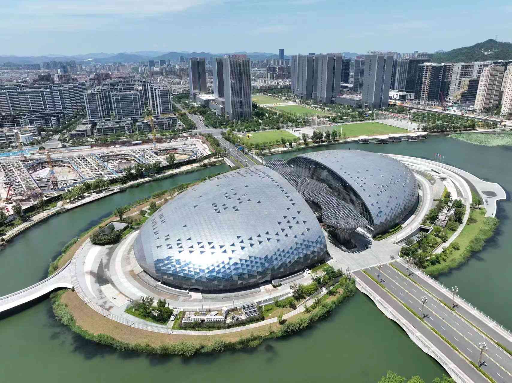 化妝品導(dǎo)航支架水光推薦(化妝品導(dǎo)航條)