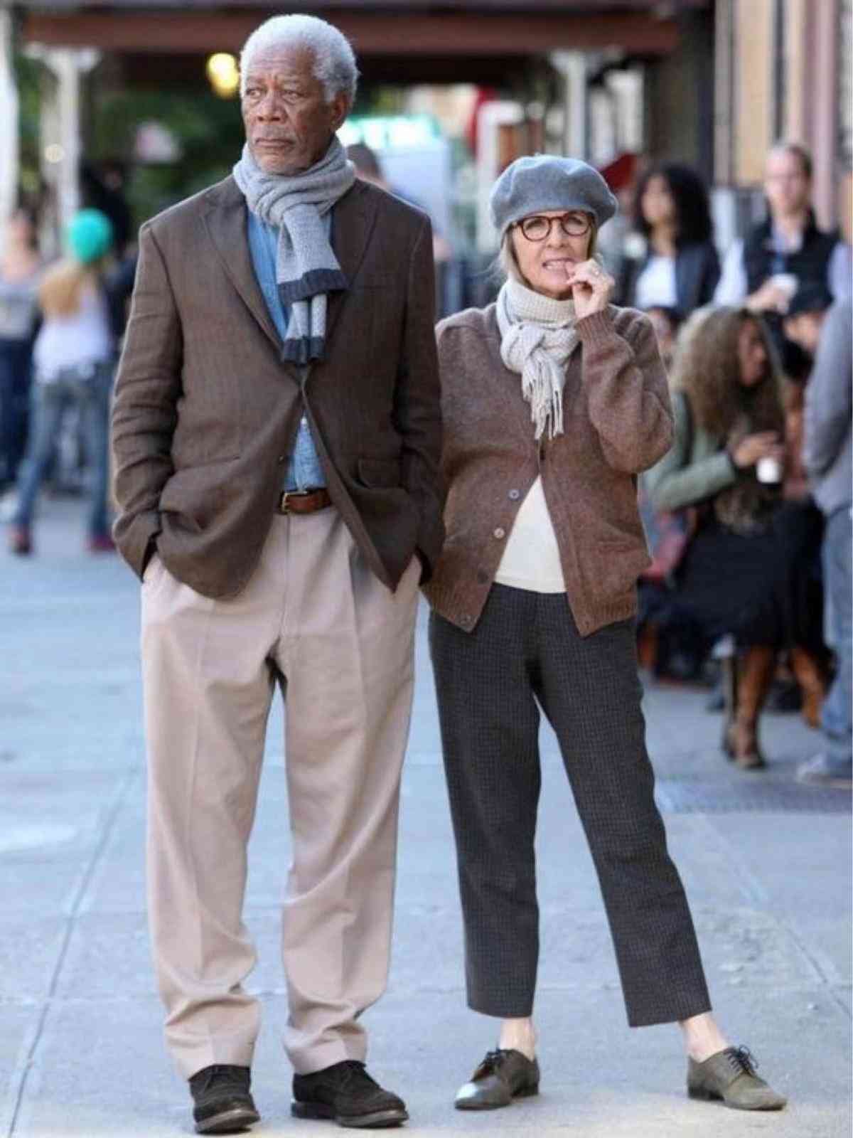 老人化妝品套盒怎么用圖解(老人化妝品套盒怎么用圖解說(shuō)明)