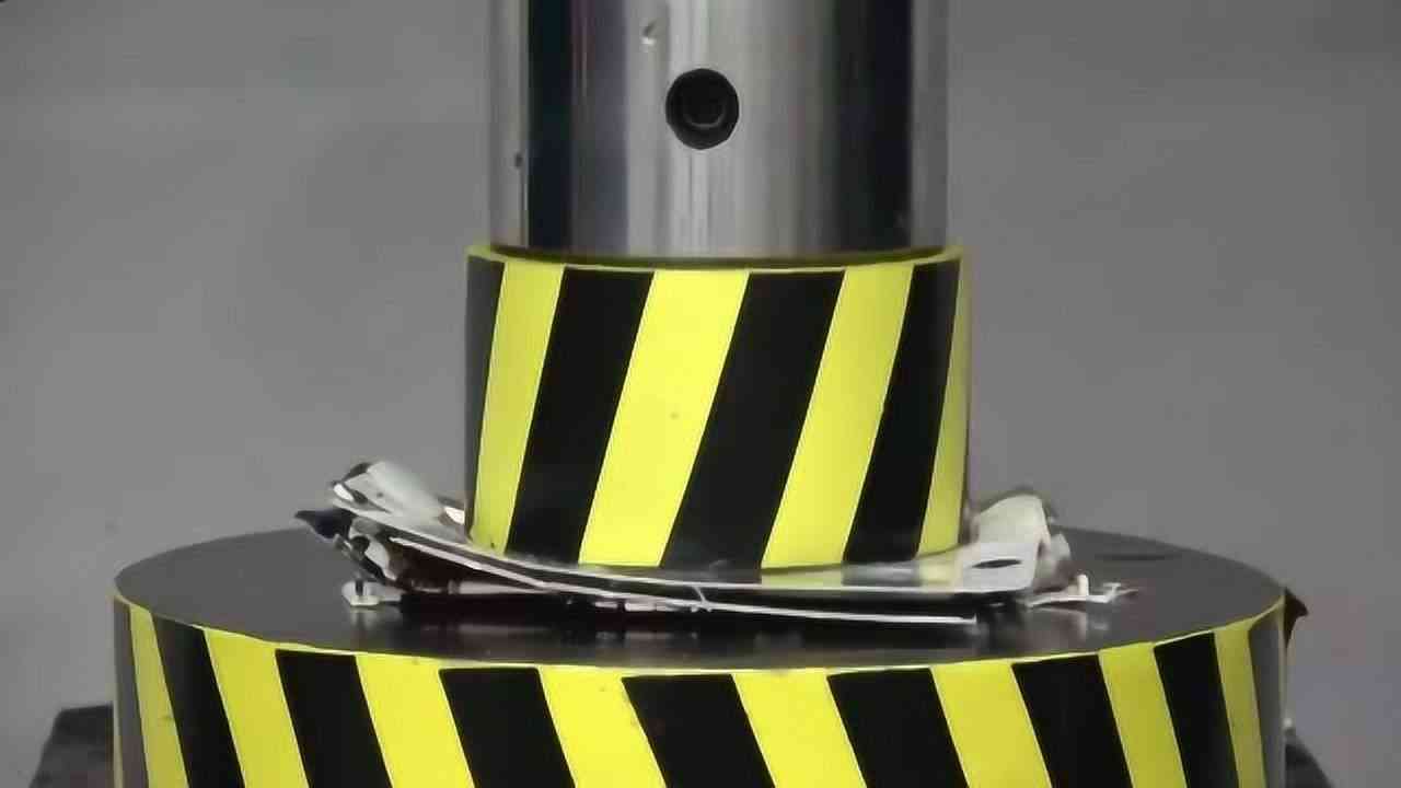 液壓機切割鏡子修復化妝品(液壓機切割鏡子修復化妝品的原理)