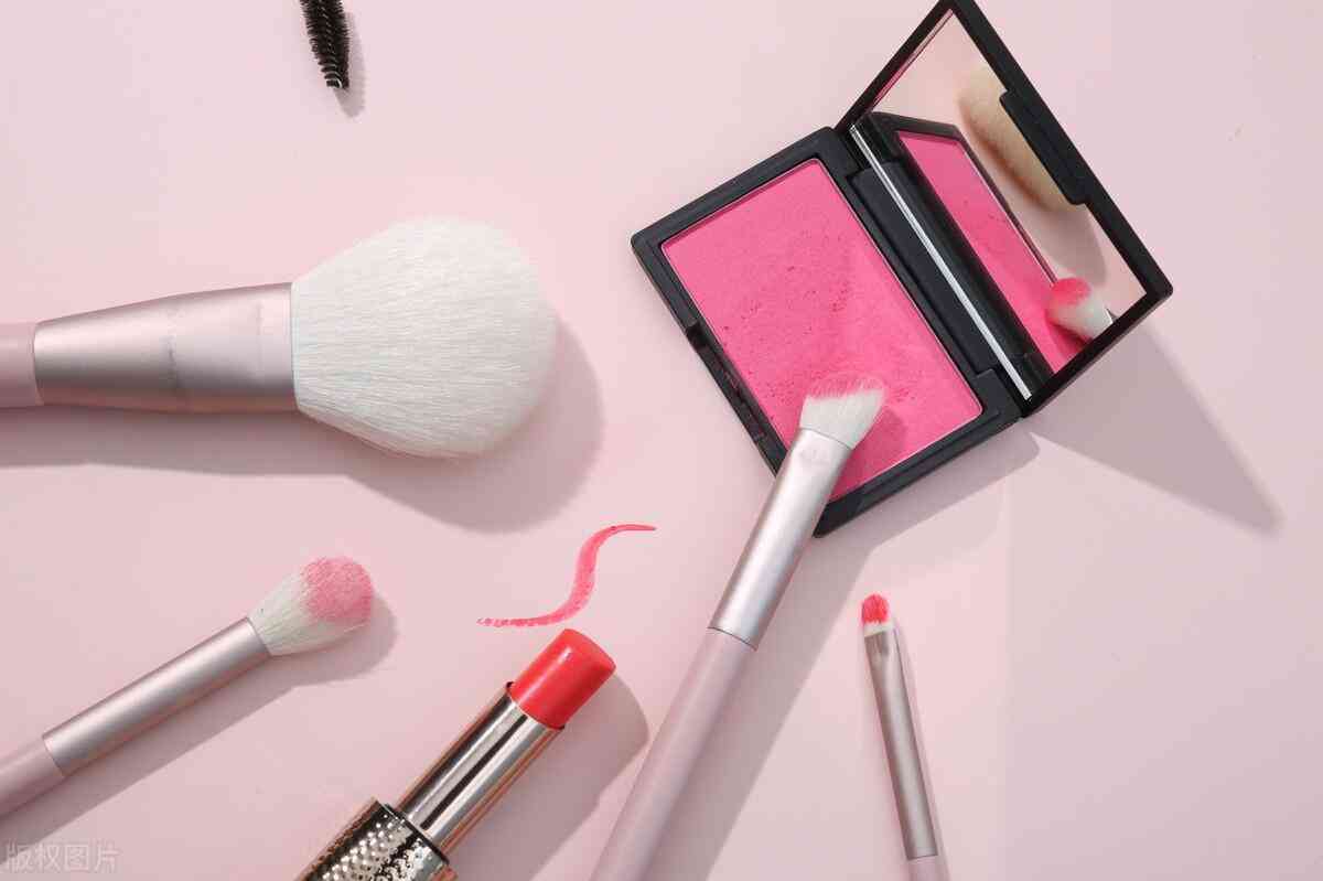 怎么查看化妝品的配料成分(怎么查看化妝品的配料成分表)