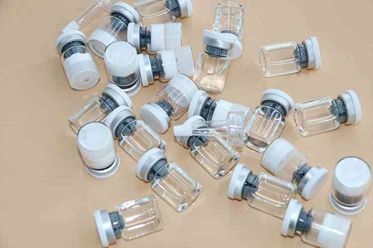 好口碑的化妝品套盒貼牌(好口碑的化妝品套盒貼牌是真的嗎)