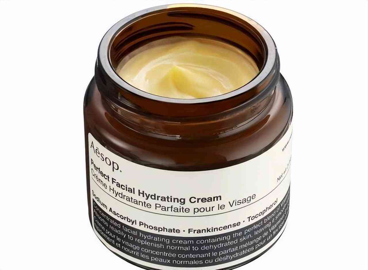 適合輕熟肌膚的化妝品(適合輕熟肌膚的化妝品牌)