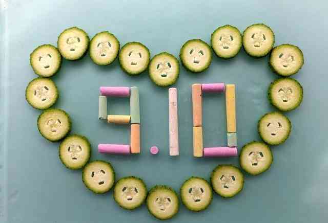 教師節(jié)化妝品套裝(教師節(jié)化妝品套裝有哪些)