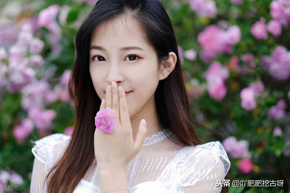 化妝品專業(yè)知識(shí)必背書籍(化妝品專業(yè)知識(shí)有哪些)