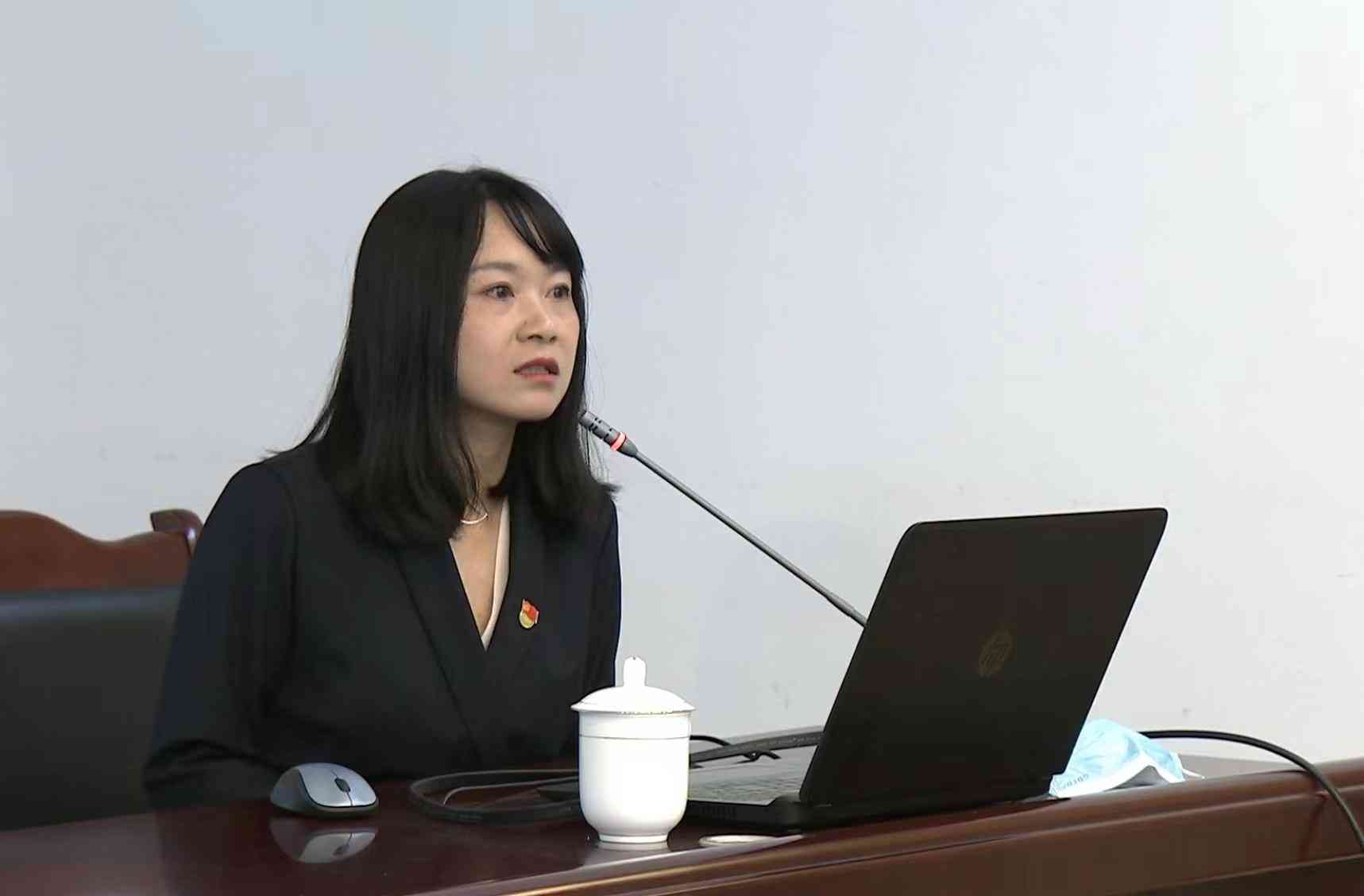 劉德華街頭賣(mài)化妝品(劉德華街邊商演)