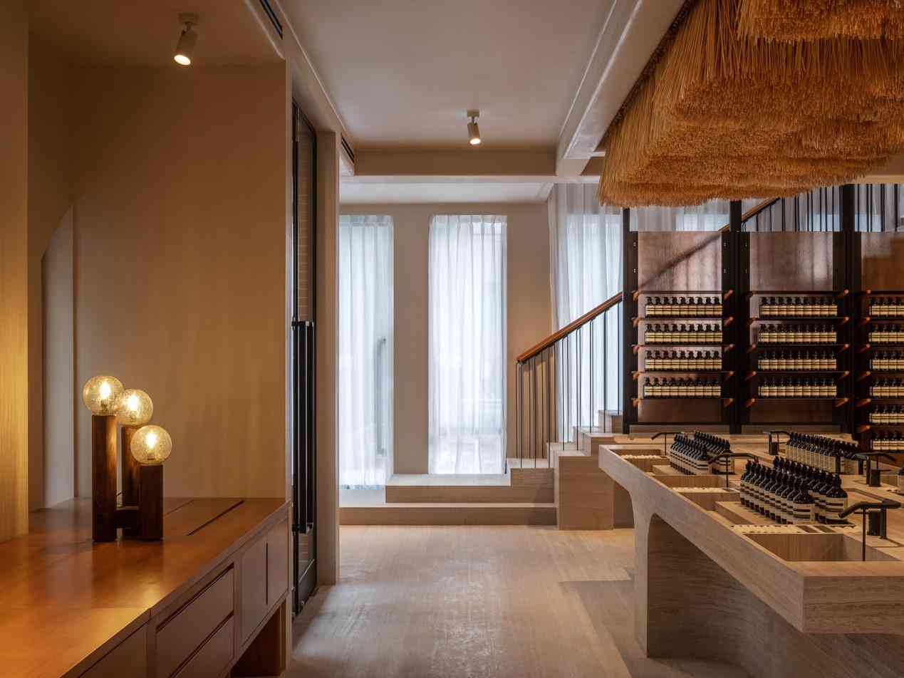 上海市假化妝品店(上海查貨假化妝品)