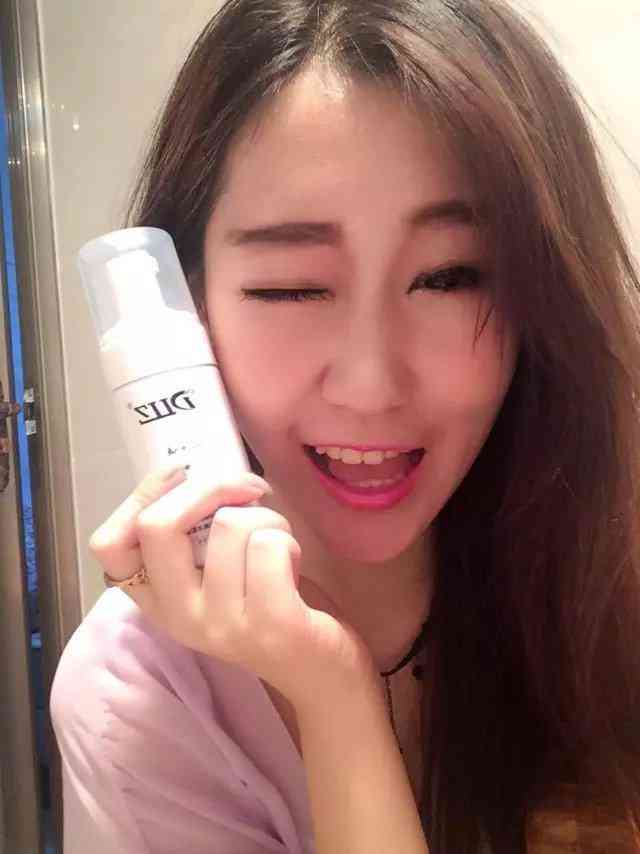 榆樹市純真化妝品電話(榆樹送純牛奶電話)