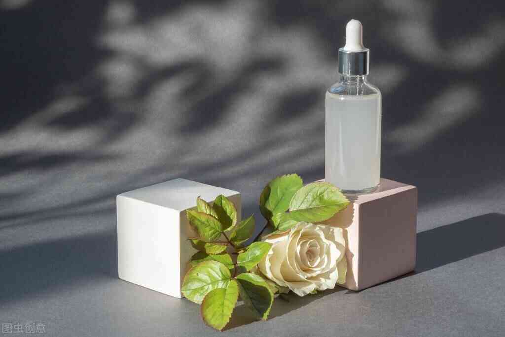 高端化妝品成分有哪些(高檔化妝品成分含有什么)