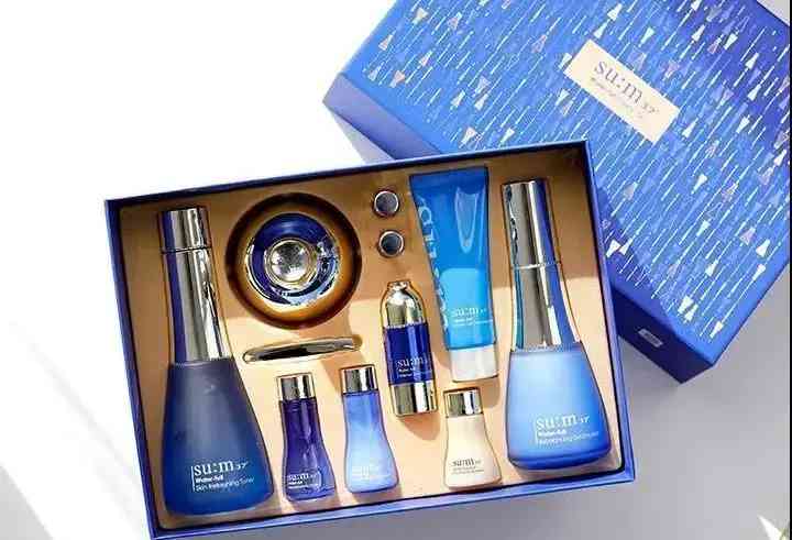 超好看化妝品套裝超值禮盒(好看的化妝品套裝)