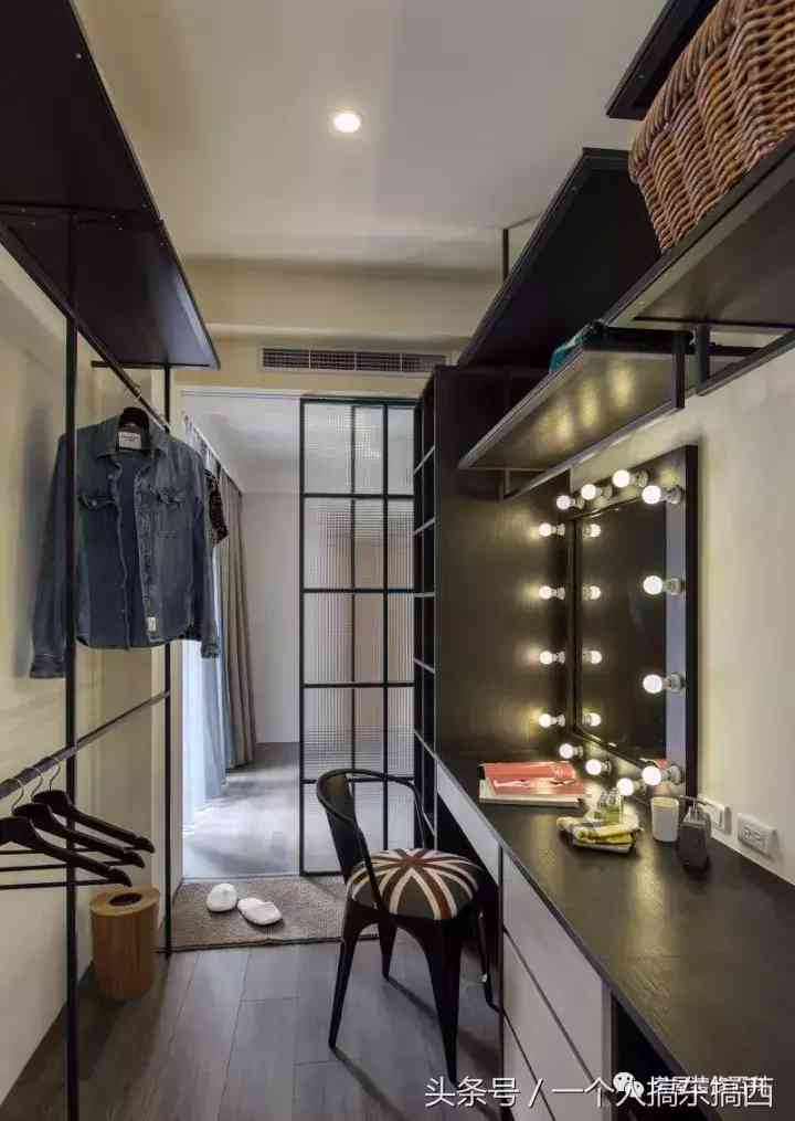 知名化妝品收納盒防塵(化妝品收納盒怎么組裝視頻)