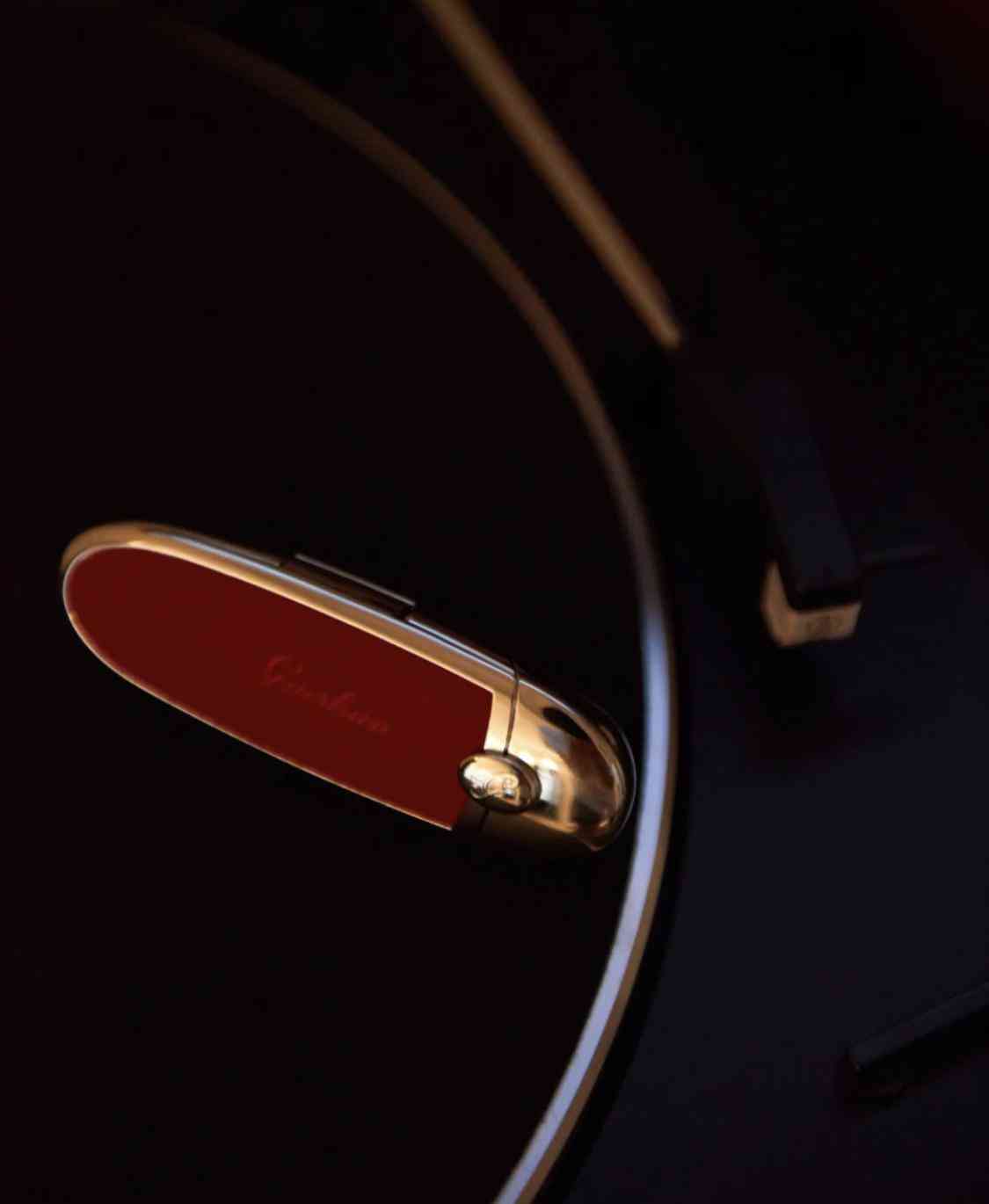 嬌蘭化妝品是什么(嬌蘭化妝品是什么品牌)