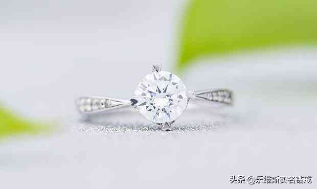 結(jié)婚鉆戒一般多少克拉(結(jié)婚鉆戒多少克拉算大)