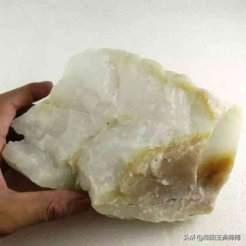 和田玉山料多少錢一克(和田玉山料值錢嗎)