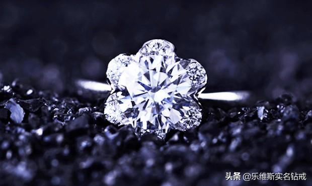 鉆戒選什么款式好看(鉆戒什么款式比較耐看)