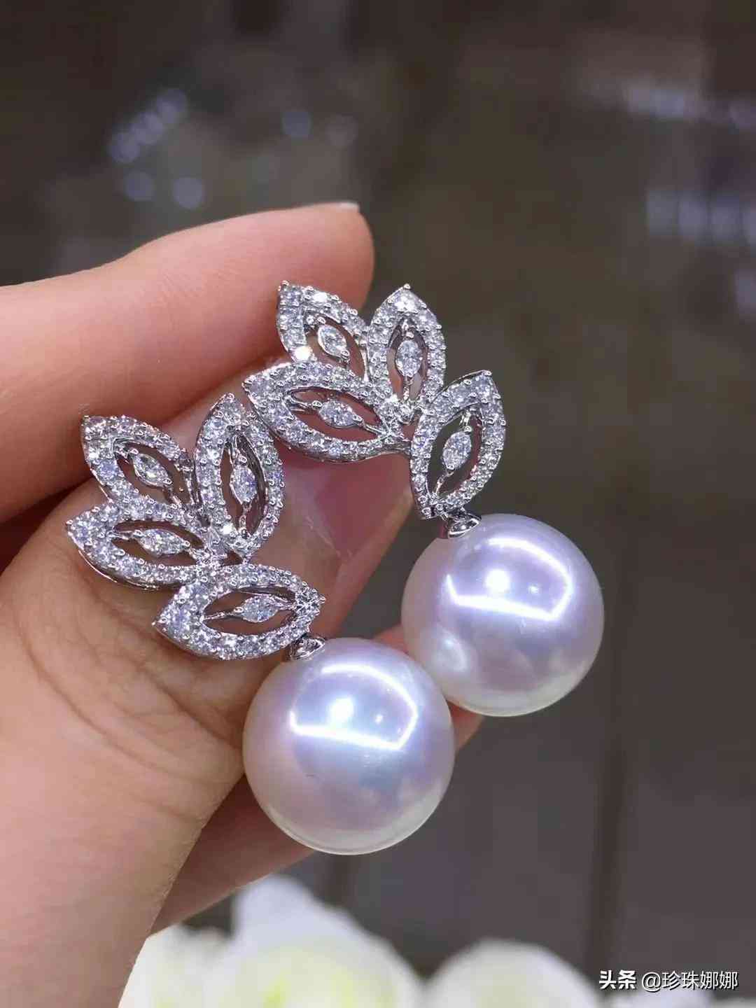 男士鉆石耳釘(男士鉆石耳釘大小)