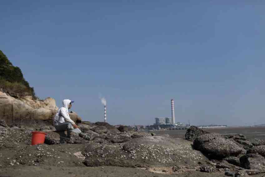 黑鉆石樂隊(黑鉆石樂隊聽說吉他譜)