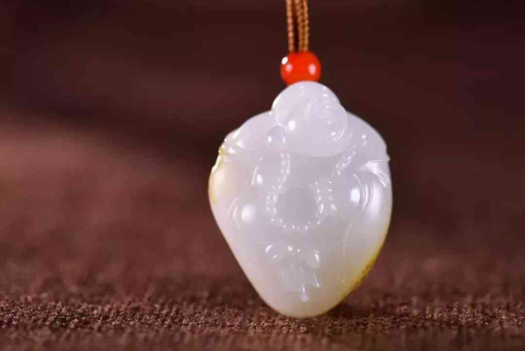 羊脂玉怎么鑒別真假(羊脂玉怎么識(shí)別真假的方法)