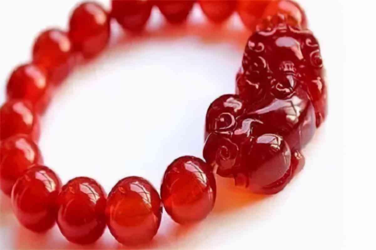 水草瑪瑙有收藏價(jià)值嗎(水草瑪瑙值得收藏嗎)