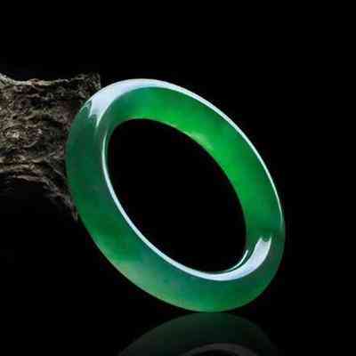 冰種翡翠真假鑒定方法簡(jiǎn)單(冰種翡翠真假的鑒定方法)