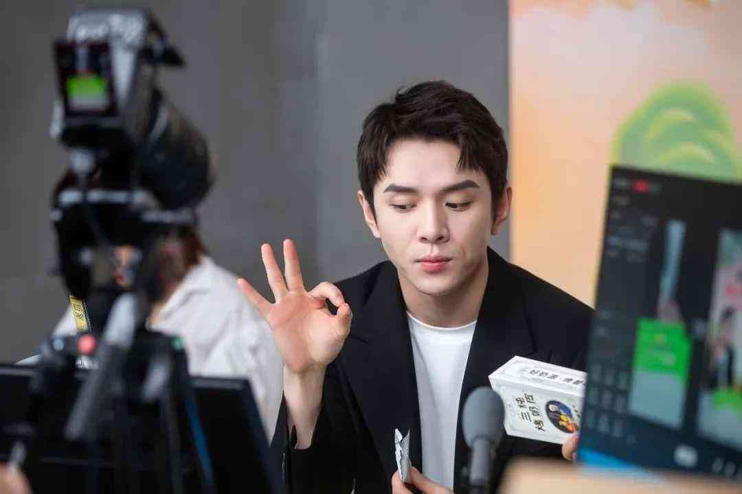 李佳琦今日黃金價(jià)格