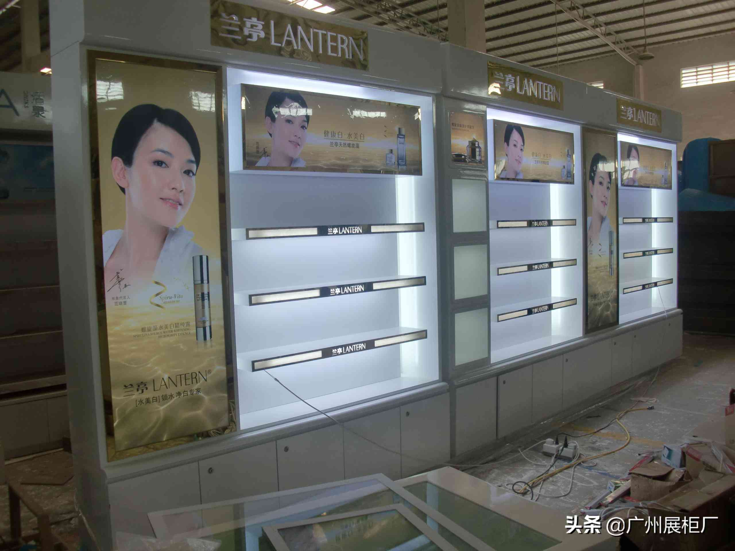 二手化妝品柜子展示柜多少錢(附近二手化妝品展示柜轉(zhuǎn)讓)插圖7