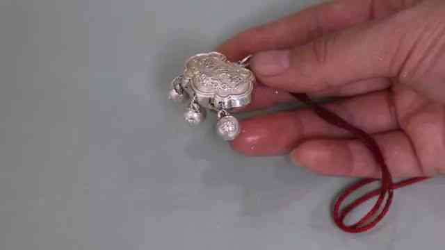 白銀變黑了怎么清洗(白銀變黑了怎么清洗掉)插圖5